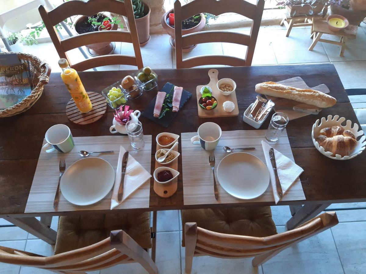 La Vita Dolce, Luberon Grambois Extérieur photo